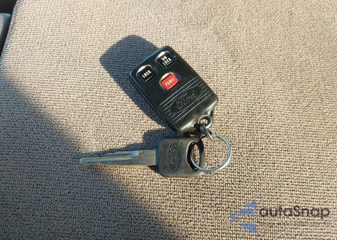 1997 Ford F-150 Lariat/Standard/Xl/Xlt z USA, uszkodzony, nr VIN 1FTDX1767VNA48666